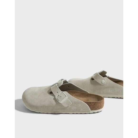 Boston Clog - Picture 2 of 10